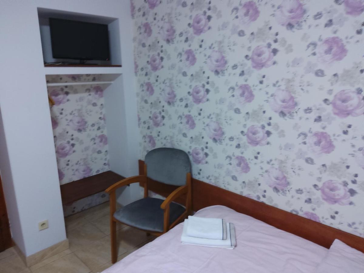 Pokoje Goscinne Sobieszow Jelenia Góra Kültér fotó